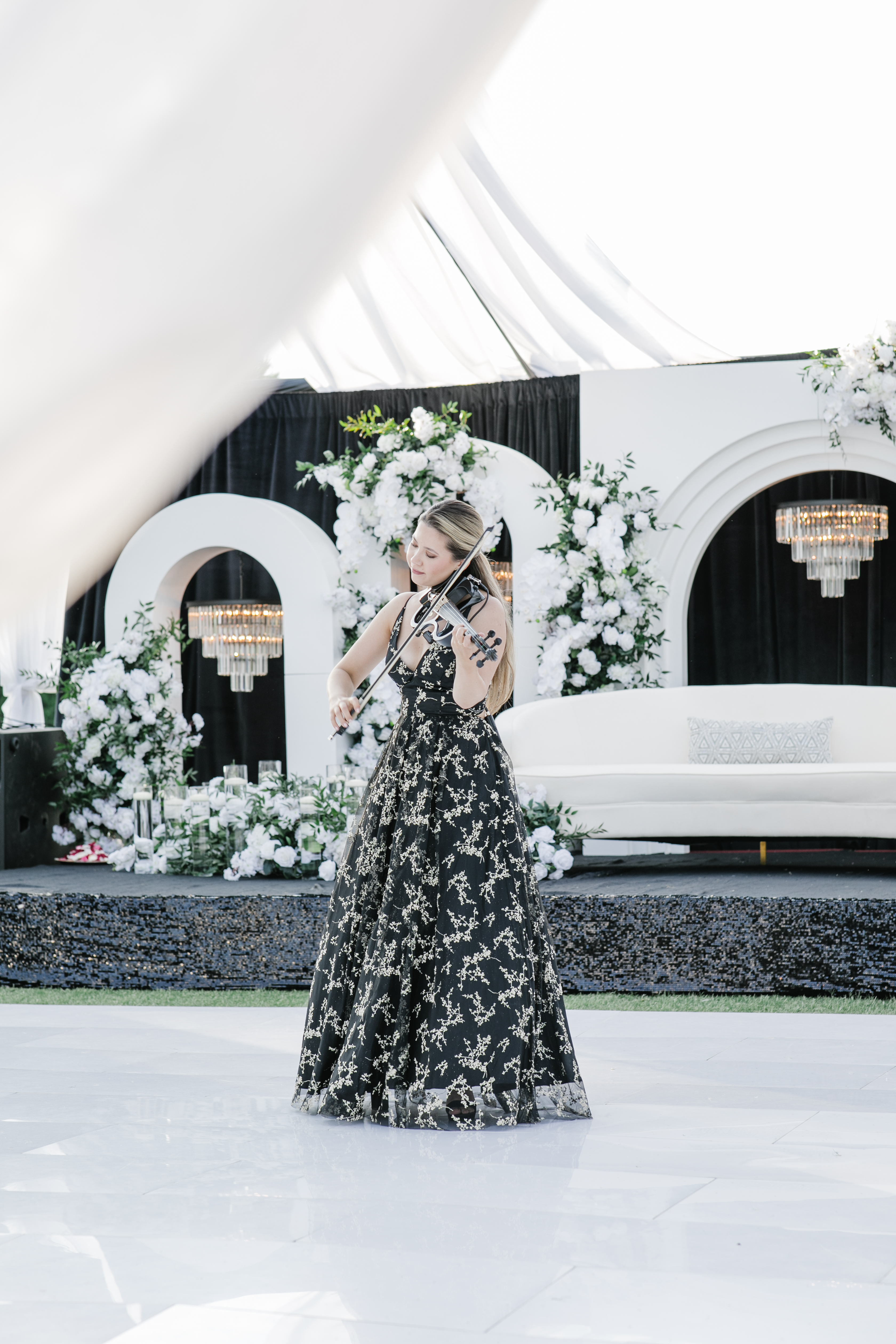 Maya Victoria performing at a luxury wedding event