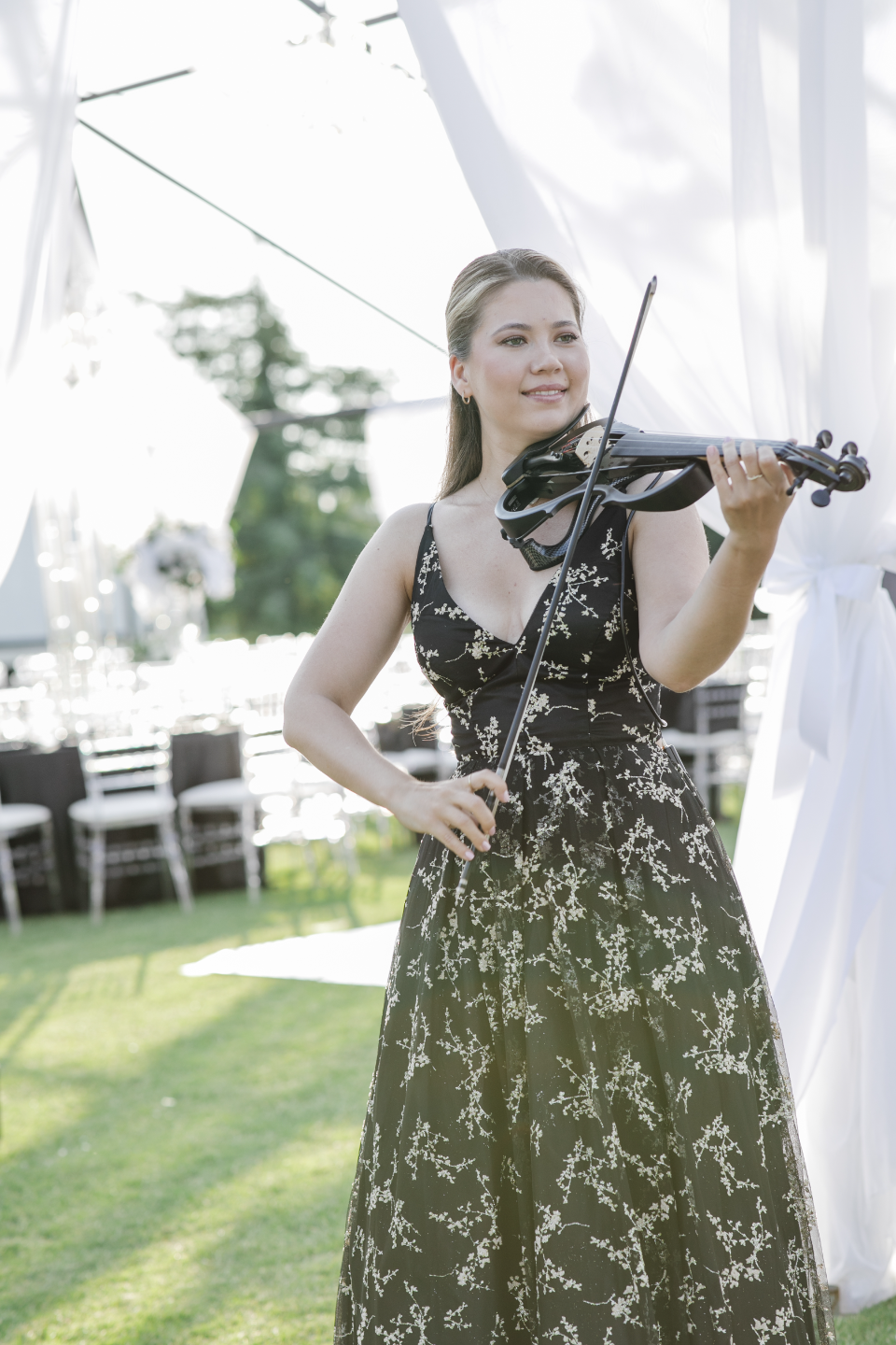 Maya Victoria outdoor garden performance